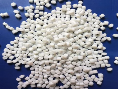 PET Resin (Bottle Grade Chips)